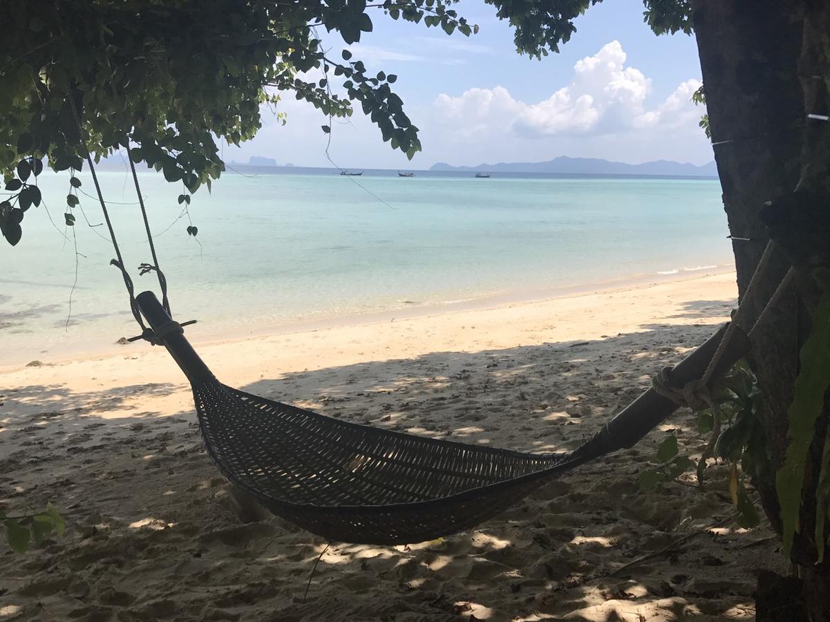 Paradise Beachfront Bungalows Hotel Koh Kradan Exterior foto