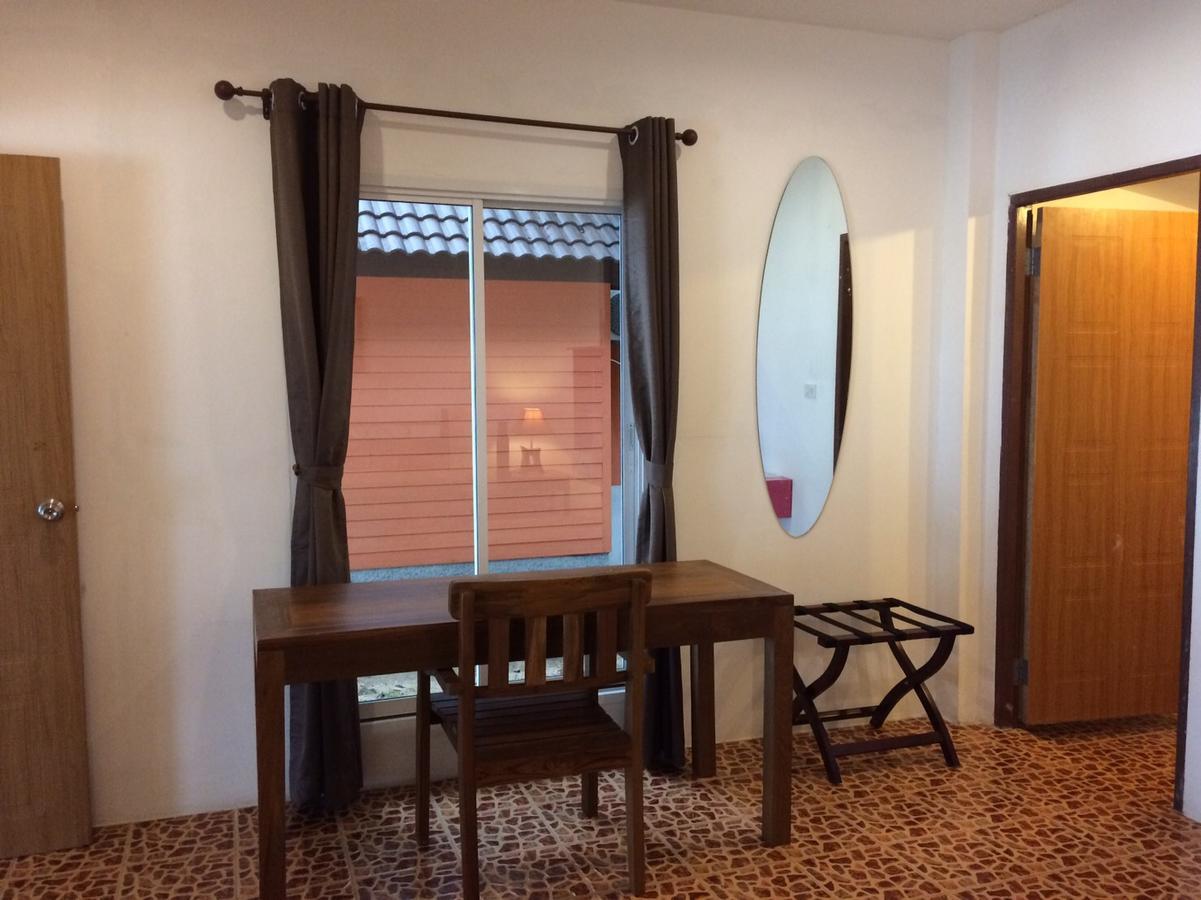 Paradise Beachfront Bungalows Hotel Koh Kradan Exterior foto