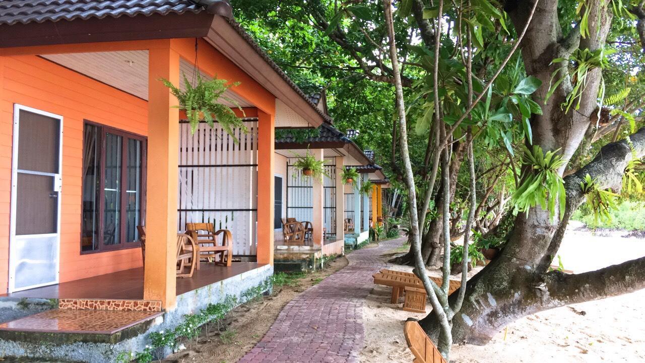 Paradise Beachfront Bungalows Hotel Koh Kradan Exterior foto